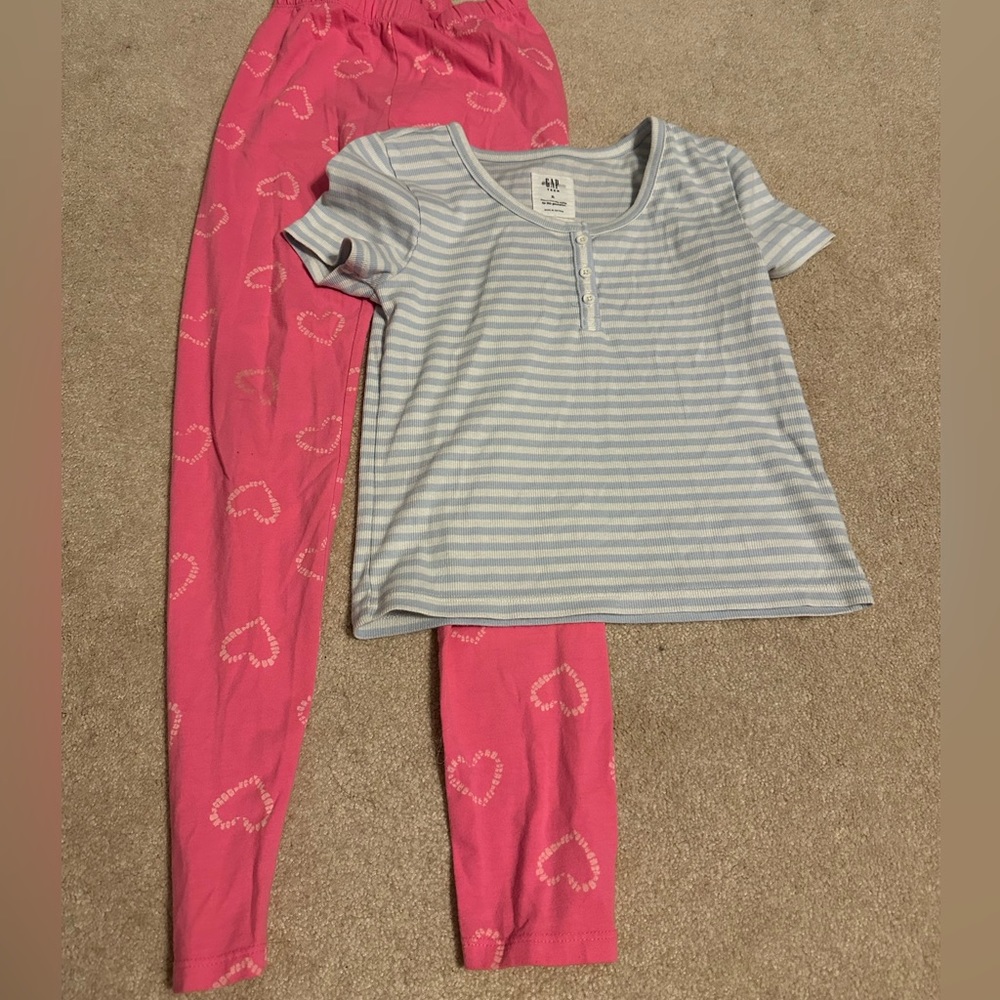 Gap teen crop top size XL and gap kids size L leggings